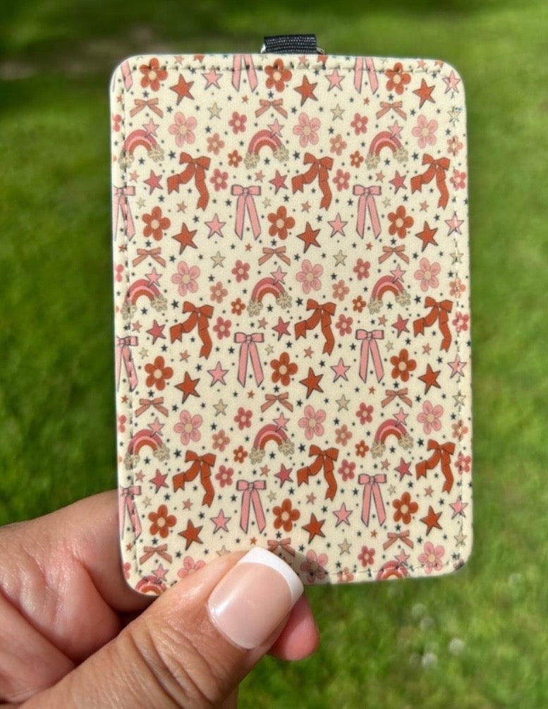 Cream bow floral patterned ID badge holder